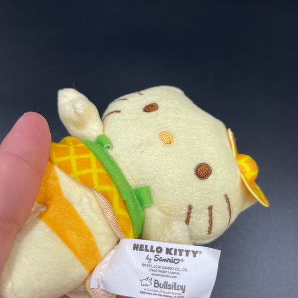 Hello Kitty plush dangler pineapple 4 inch - Picture 2 of 4